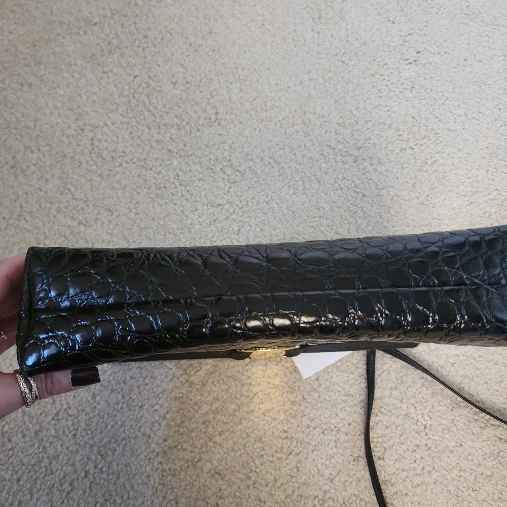 Salvatore Ferragamo Black Textured Crossbody Bag with Gold Accent - Picture 2 of 8